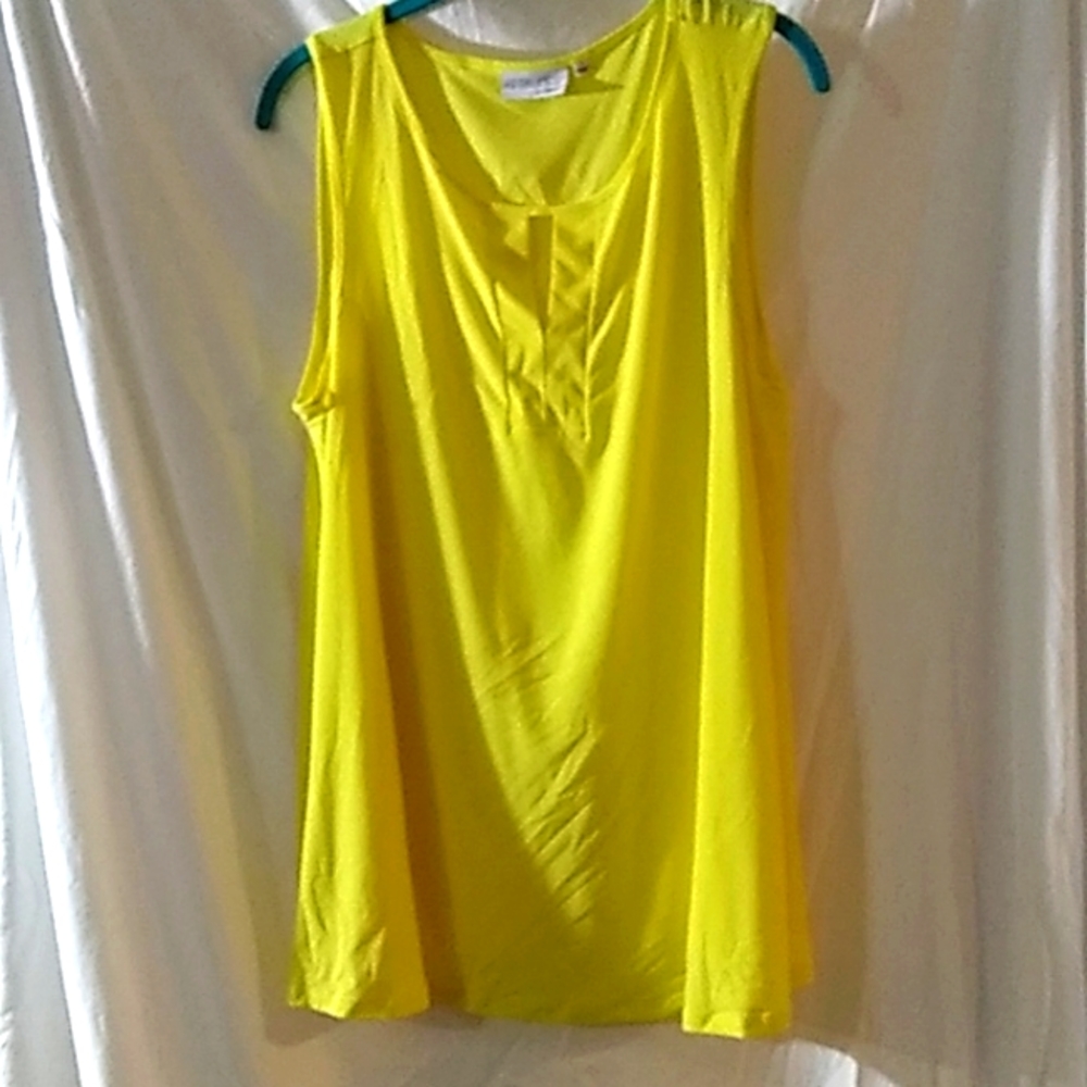 Cute Sleeveless Yellow Top